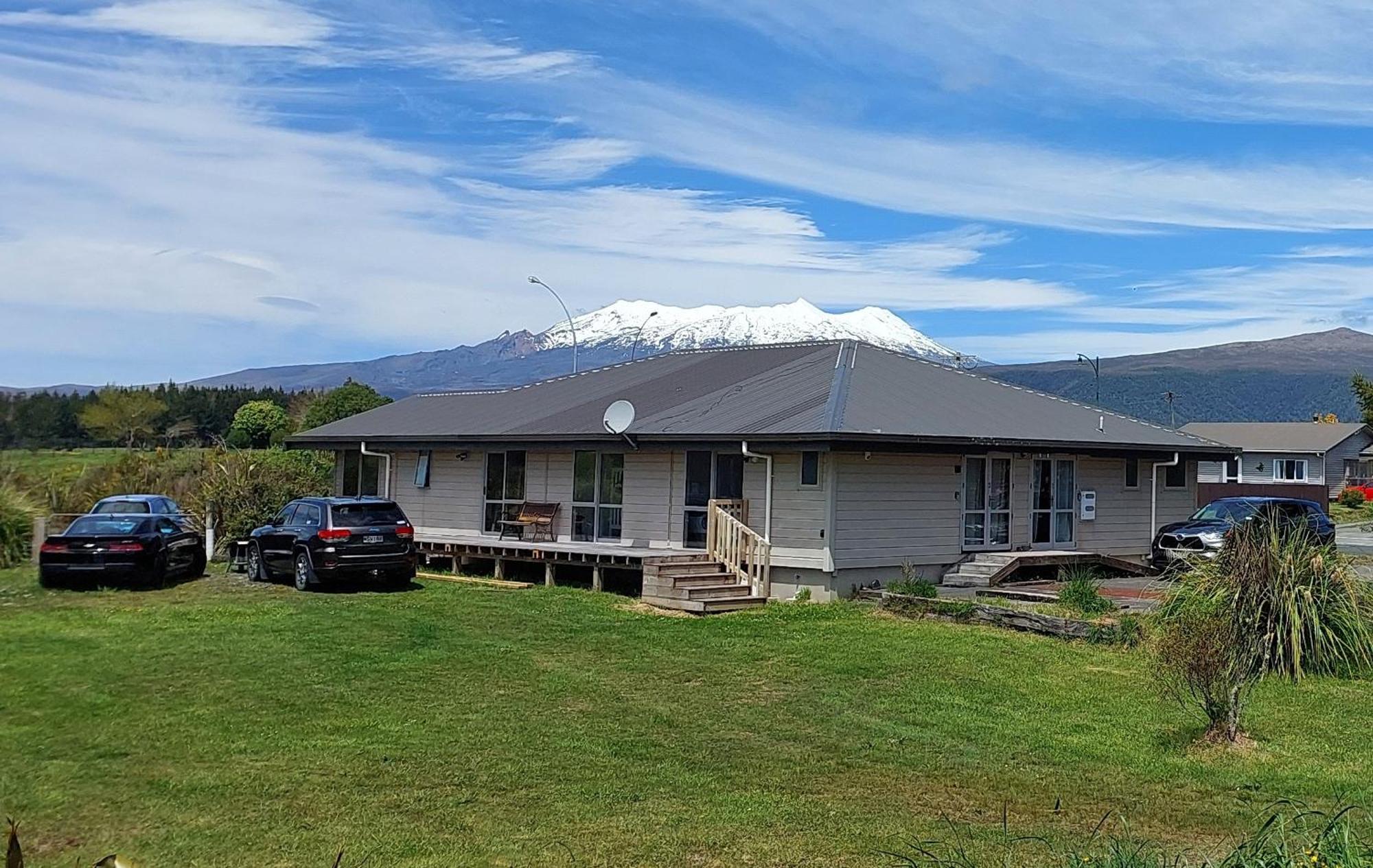 Апартаменты Tongariro Estate Нешнел-Парк Экстерьер фото